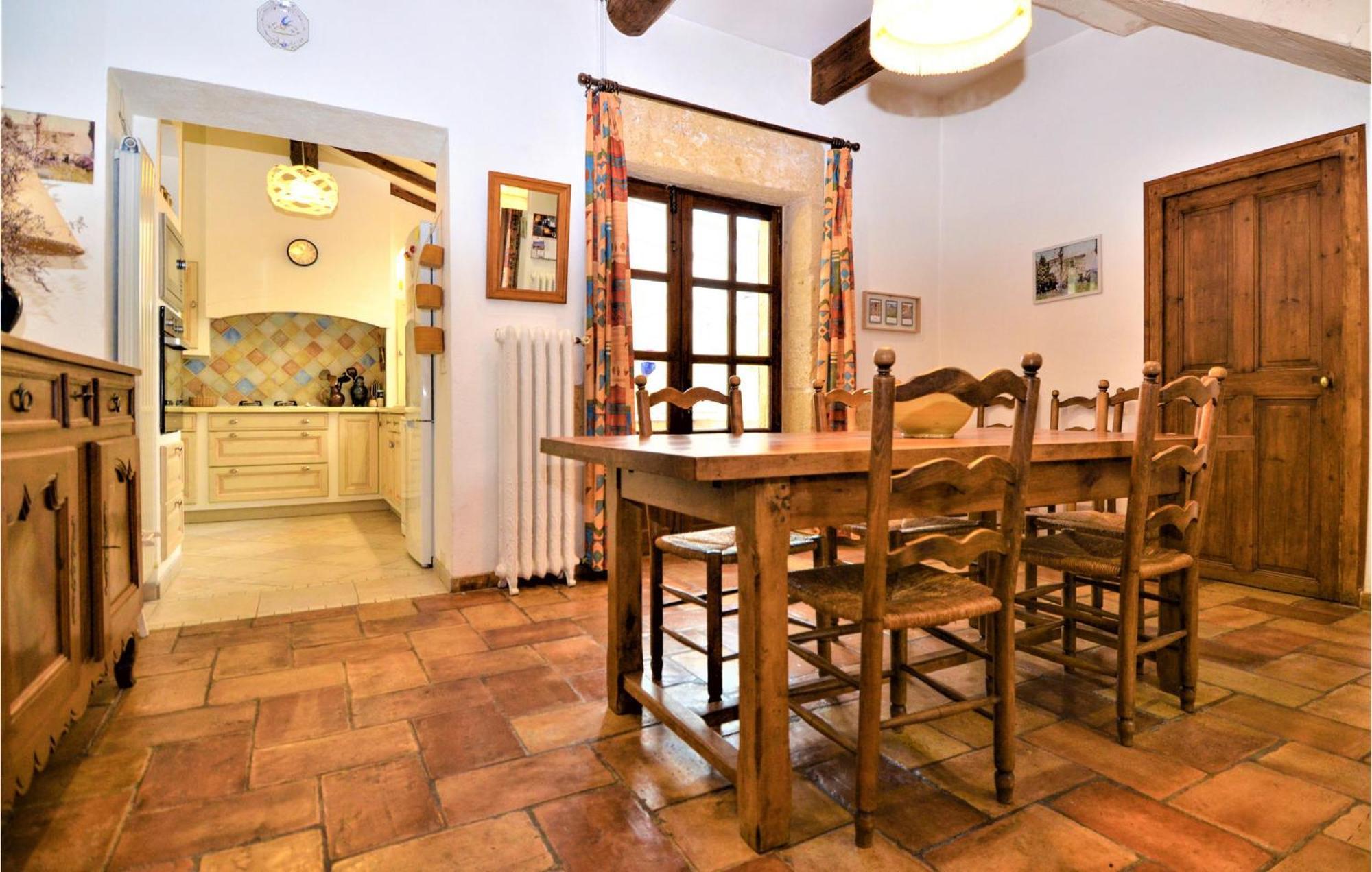 4 Bedroom Lovely Home In Маргьорит Екстериор снимка